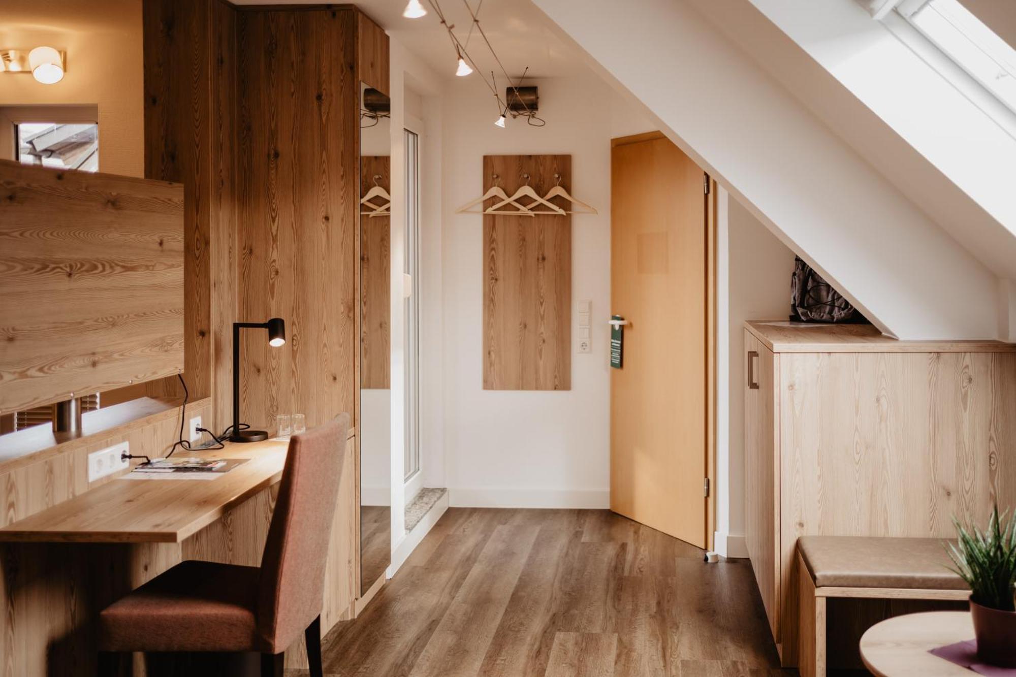 Hotel Garni Stube 엔딩겐 외부 사진