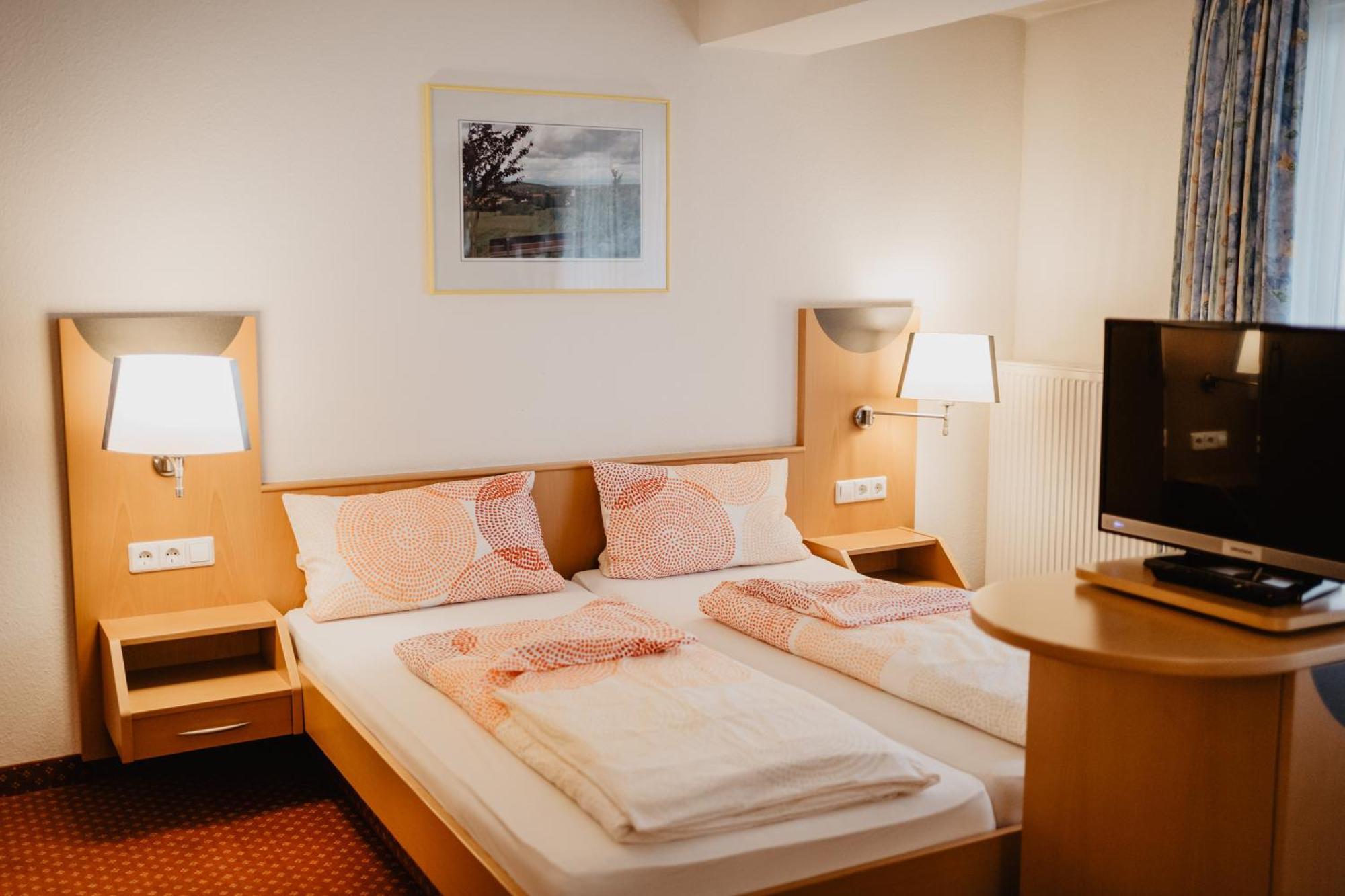 Hotel Garni Stube 엔딩겐 외부 사진